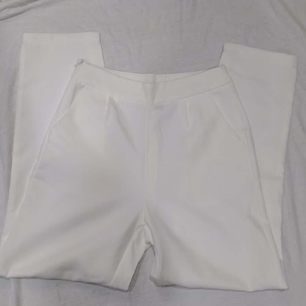 SHEIN PURE WHITE WIDE LEG DRESS SLACKS CLASSY & SLEEK SIDE ZIPPER POCKETS SIZE 2